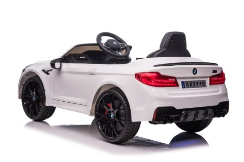 Auto Na Akumulator BMW M5 DRIFT Białe Auto Na Akumulator BMW M5 DRIFT Białe