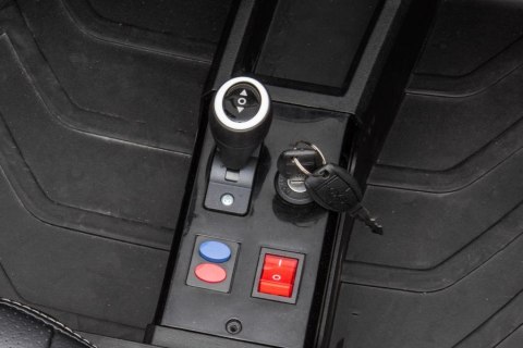 Auto Na Akumulator Buggy A033 4x4 24V Złoty Auto Na Akumulator Buggy A033 4x4 24V Złoty